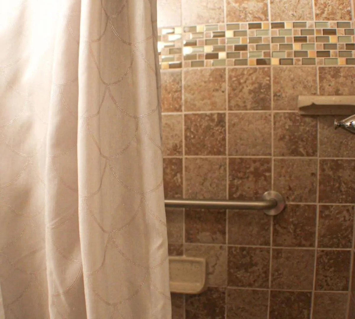 Newly Renovated 2-Bed Near Downtown-North Shore Pittsburgh 0*,